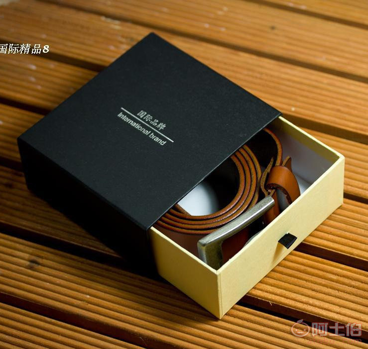 曠榮定制皮帶盒 專業(yè)包裝解決方案，助力品牌價(jià)值提升